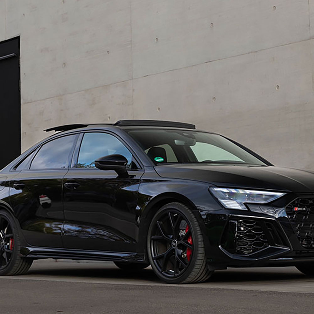 https://da-car.de/wp-content/uploads/2022/12/Audi-RS3_schwarz-1.jpg